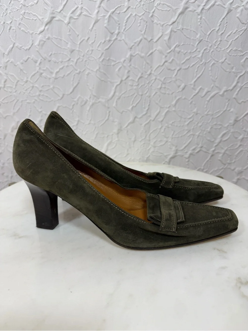 Salvatore Ferragamo Vintage 90’s Olive Green Suede Square Heel Loafers Sz 8.5